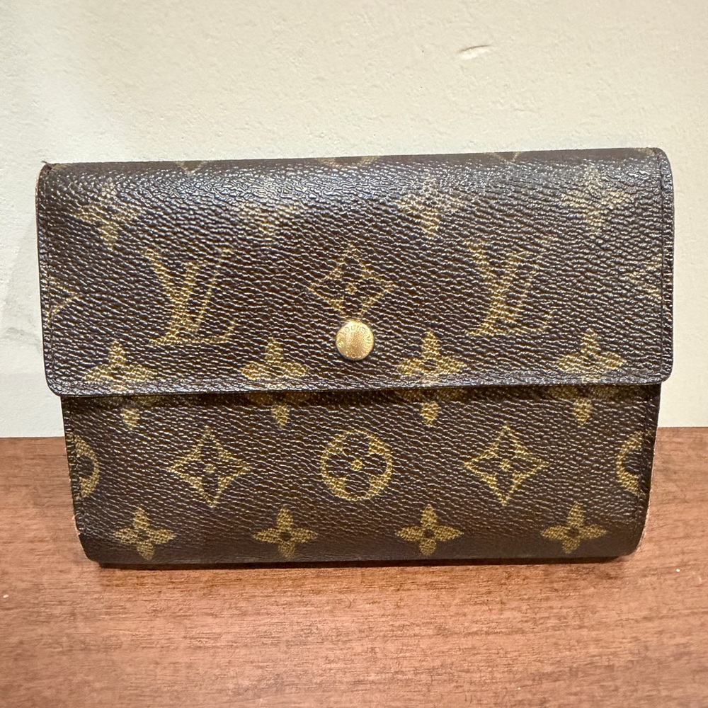 Louis Vuitton Brown and Gold Monogram Clutch